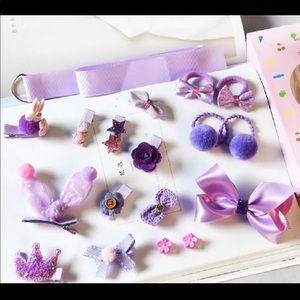 🆕 Adorable girl hair clips and bows 18 pieces